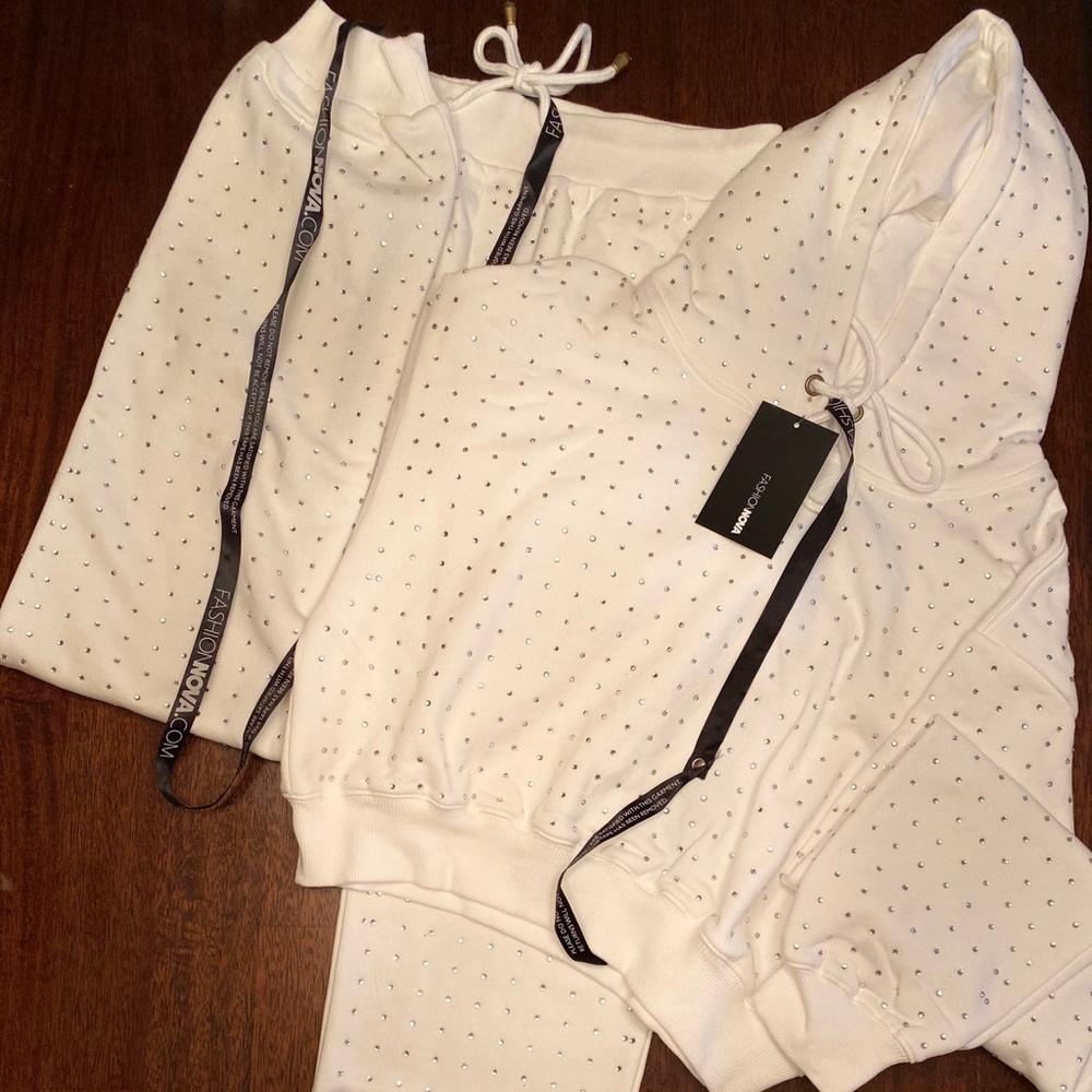 Hoodie & joggers set by FashionNova